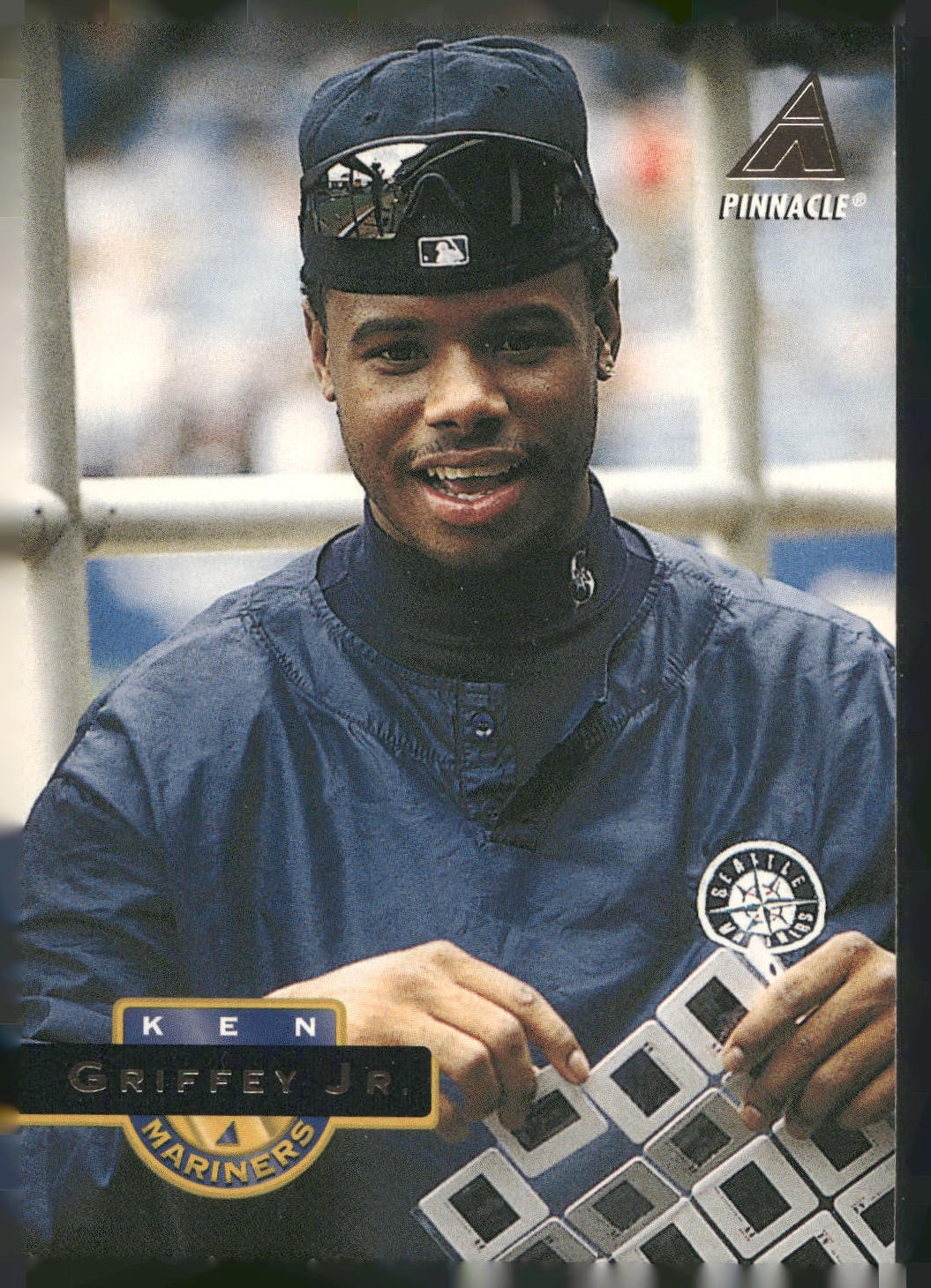 1994 Pinnacle #100 Ken Griffey Jr.