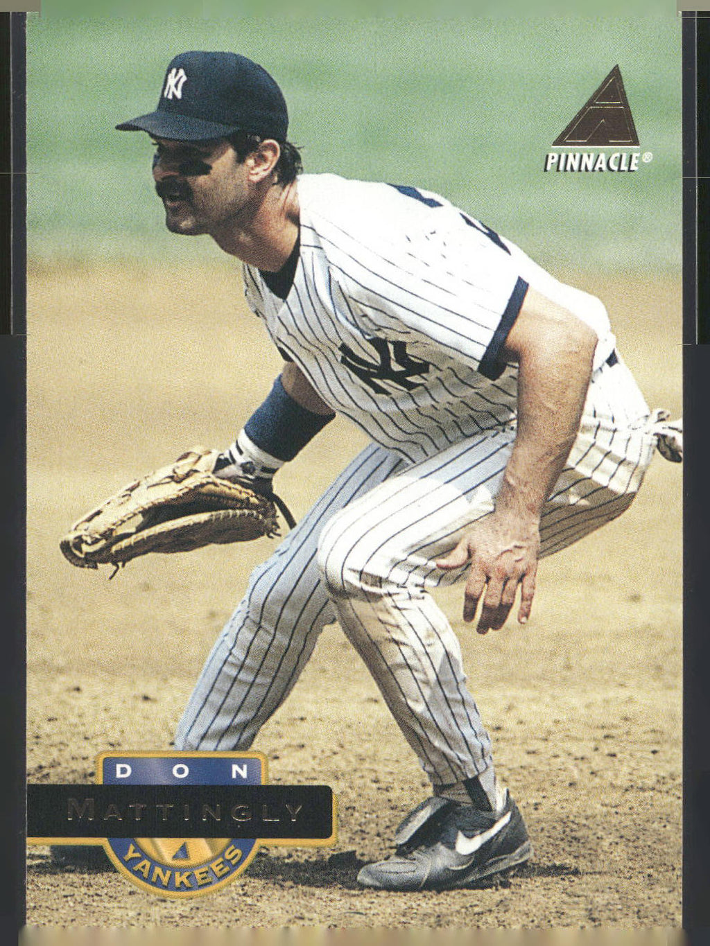 1994 Pinnacle #23 Don Mattingly