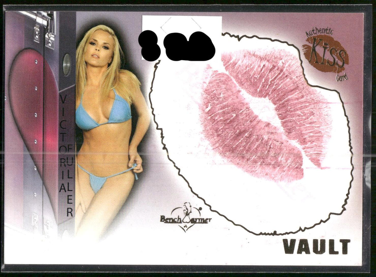 2012 Bench Warmer Vault #13 Victoria Fuller Kiss