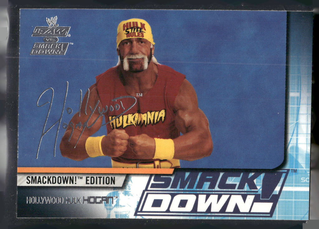 2002 Fleer WWE Raw vs. SmackDown #9 Hollywood Hulk Hogan