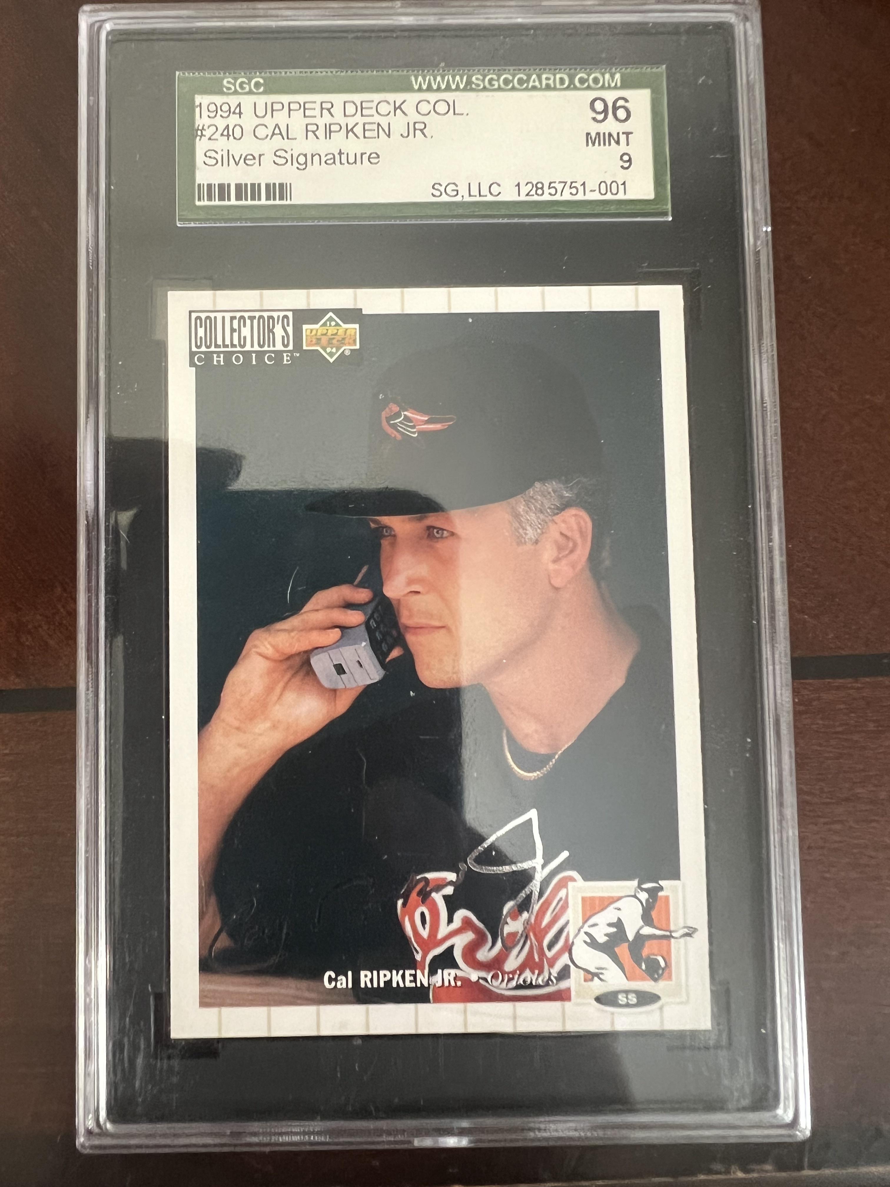 1994 Collector's Choice #240 Cal Ripken Jr. Silver Signature