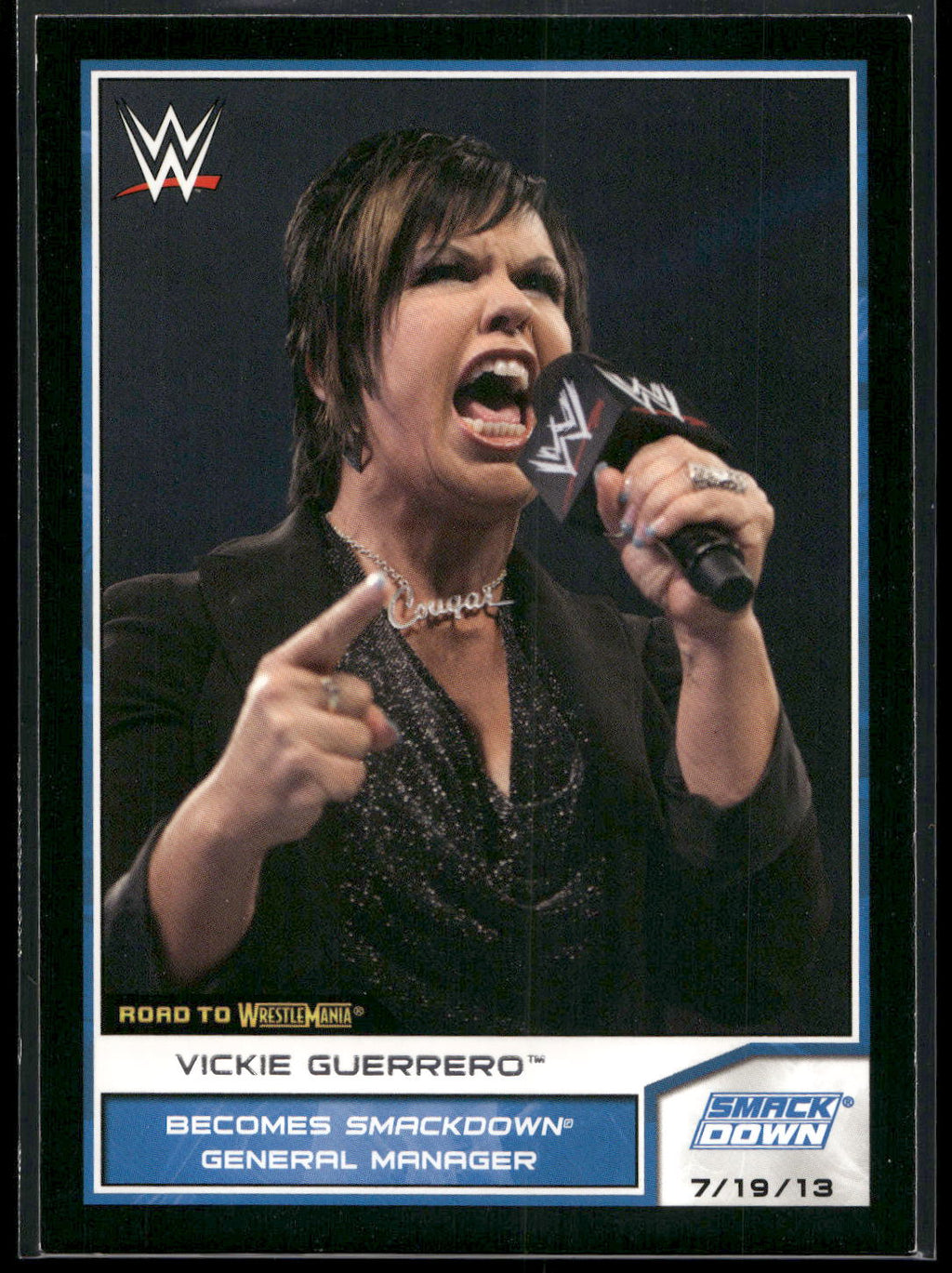 2014 Topps WWE Road to Wrestlemania #26 Vickie Guerrero