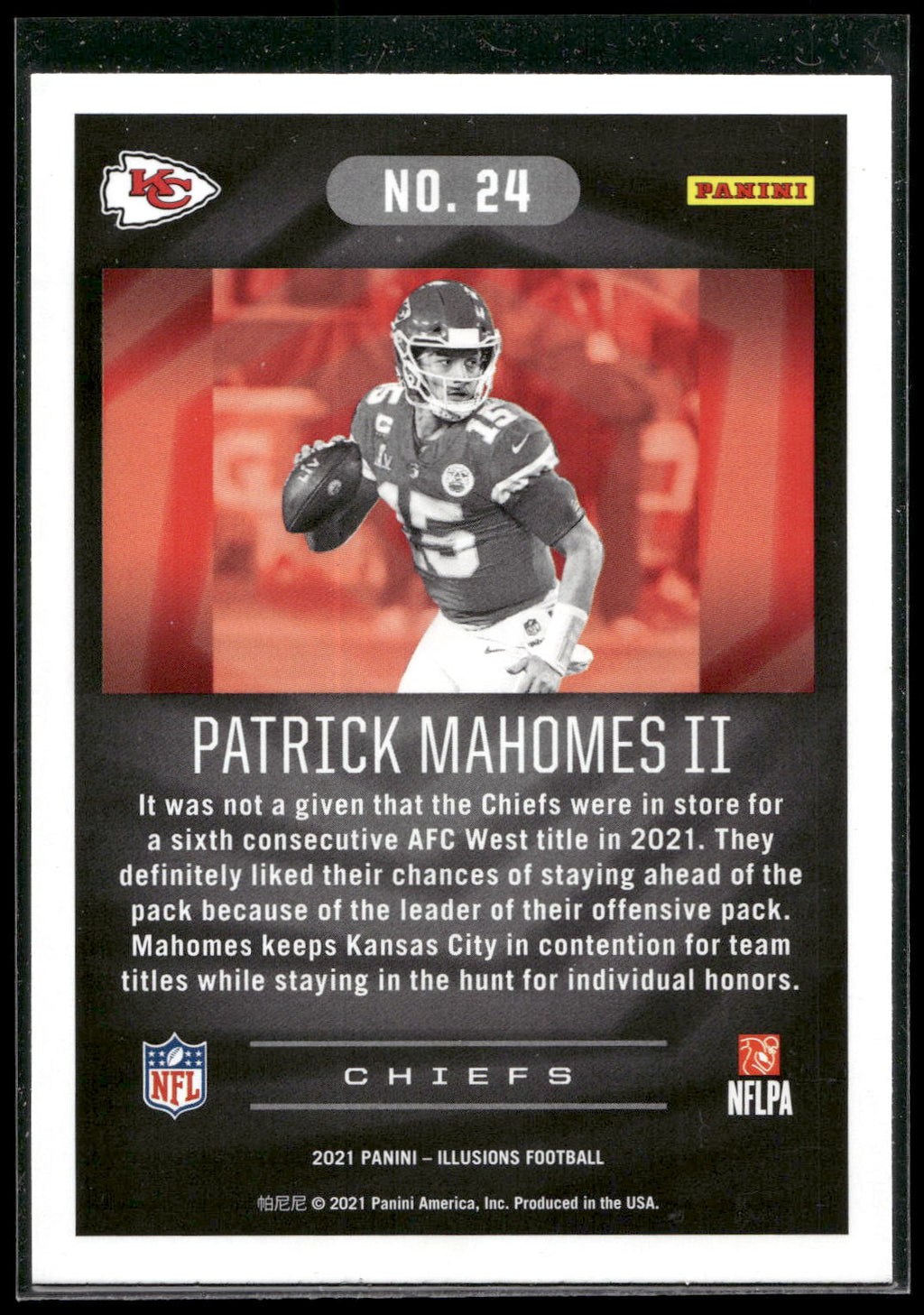2021 Panini Illusions #24 Patrick Mahomes II Trophy Collection Emerald