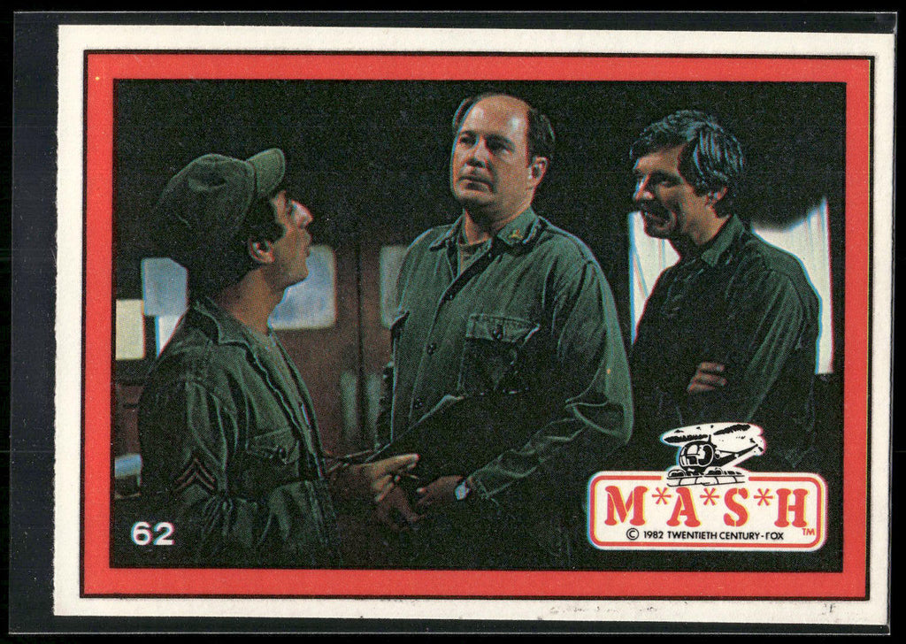 1982 Donruss M*A*S*H #62 Klinger, Winchester, & Hawkeye