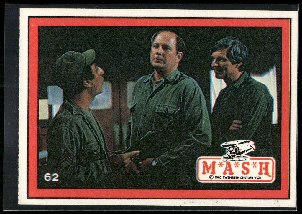 1982 Donruss M*A*S*H #62 Klinger, Winchester, & Hawkeye