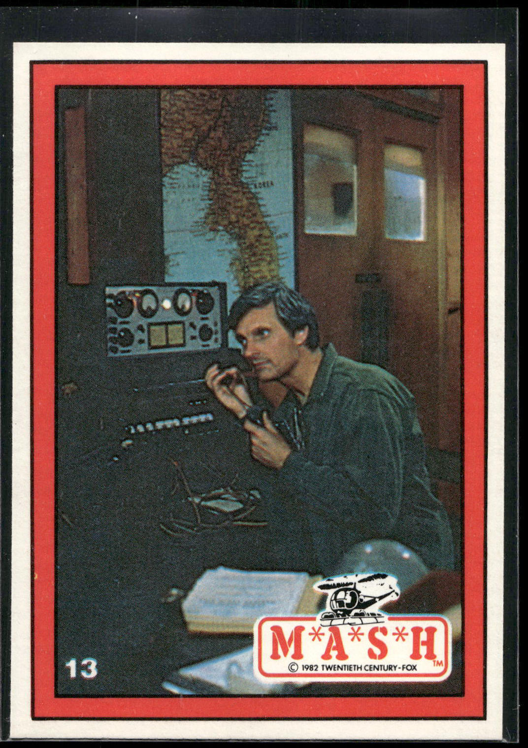 1982 Donruss M*A*S*H #13 Hawkeye on the phone