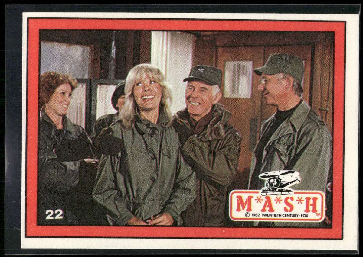1982 Donruss M*A*S*H #22 Margaret & friends