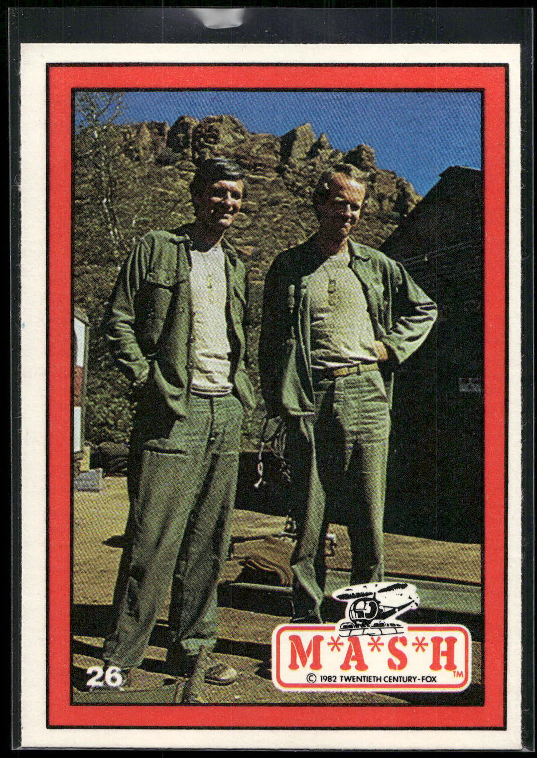 1982 Donruss M*A*S*H #26 Hawkeye &