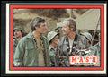 1982 Donruss M*A*S*H #31 Hawkeye & BJ talk