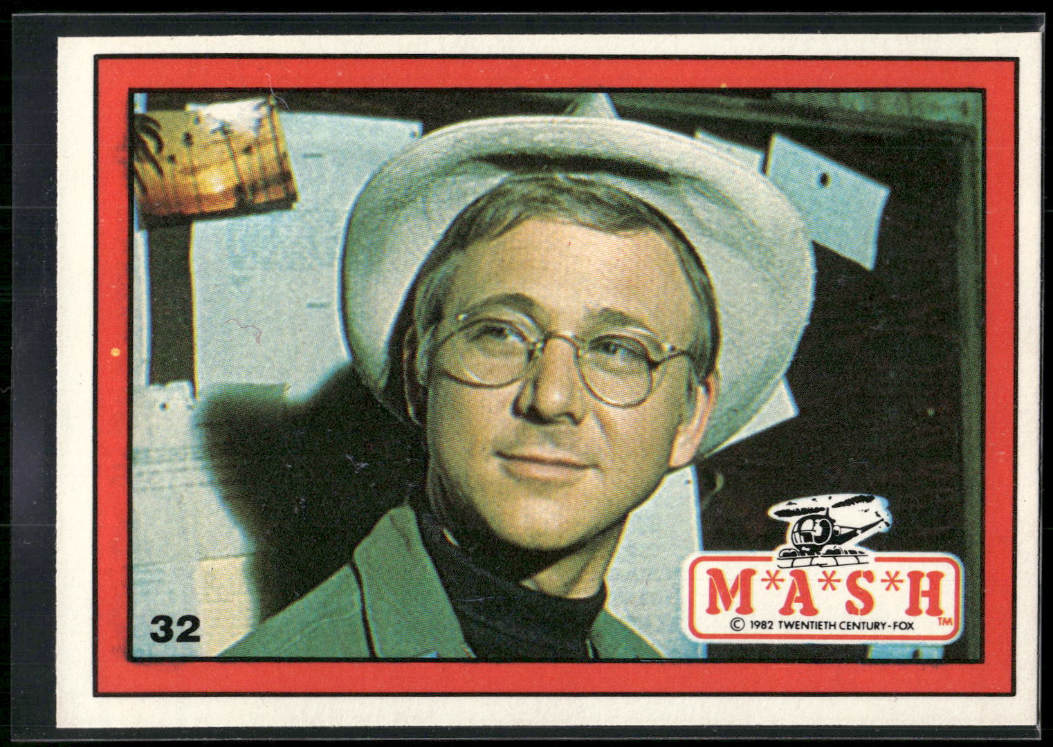1982 Donruss M*A*S*H #32 Father Mulcahy