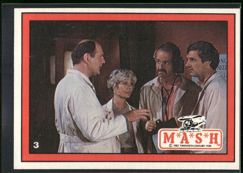 1982 Donruss M*A*S*H #3 Doctors in conference