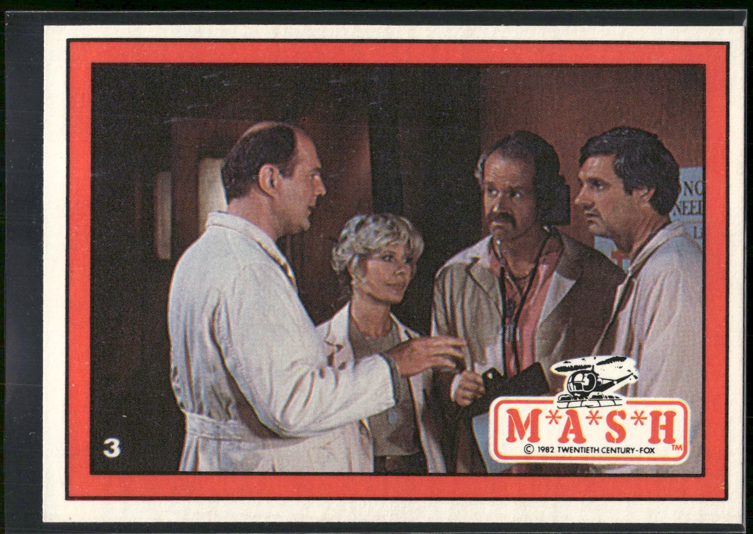 1982 Donruss M*A*S*H #3 Doctors in conference