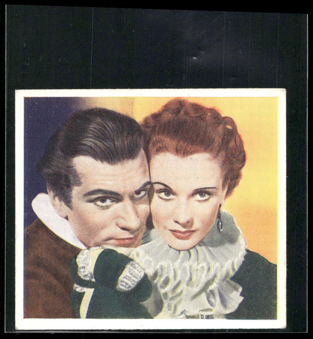 1939 Godfrey Phillips Famous Love Scenes #10 Laurence Olivier / Vivien Leigh