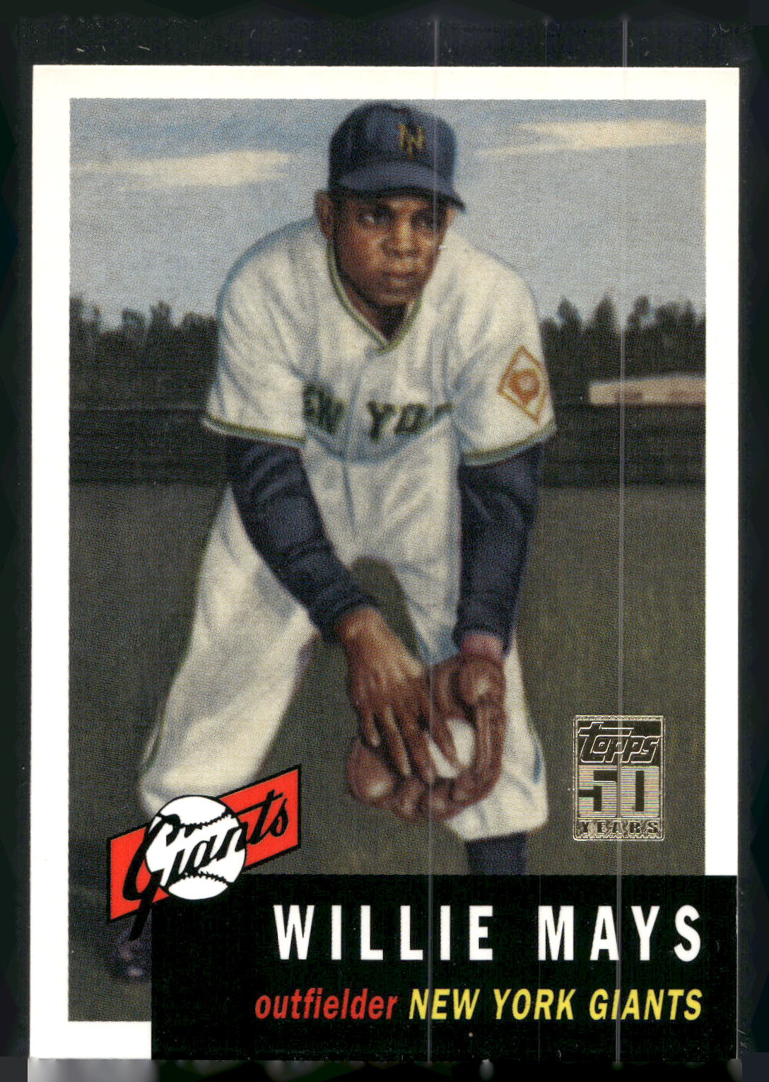 2001 Topps #3 Willie Mays Through the Years Reprints