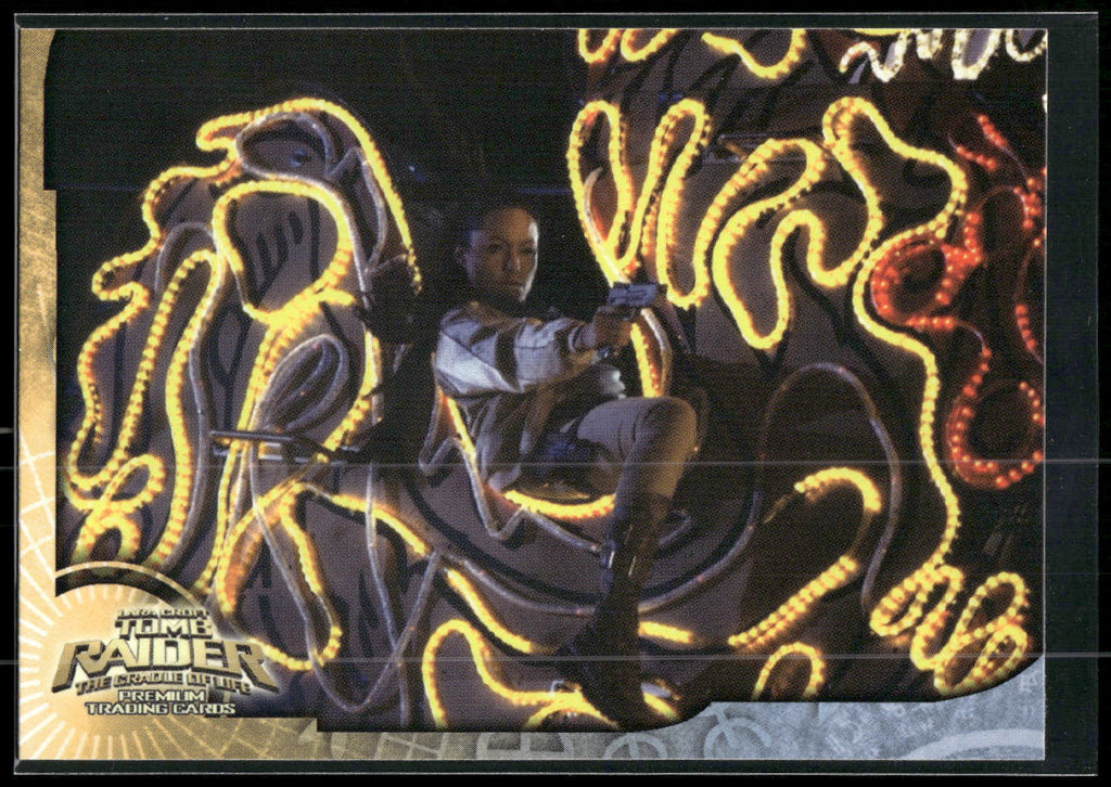 2003 Inkworks Tomb Raider: The Cradle of Life #40 Signing On for Trouble