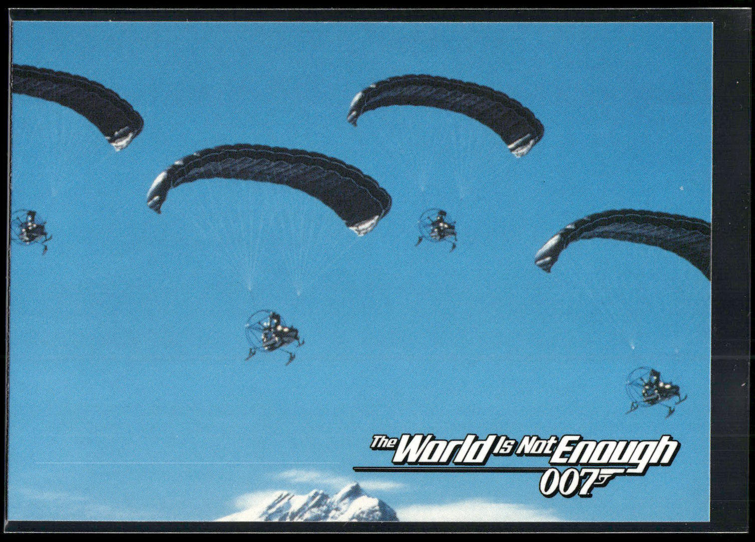 1999 Inkworks James Bond The World Is Not Enough #24 Parahawk Assault