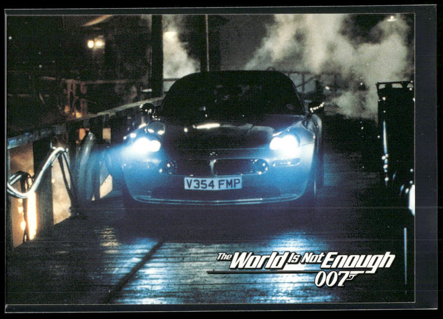 1999 Inkworks James Bond The World Is Not Enough #44 A Spy's Best Friend...