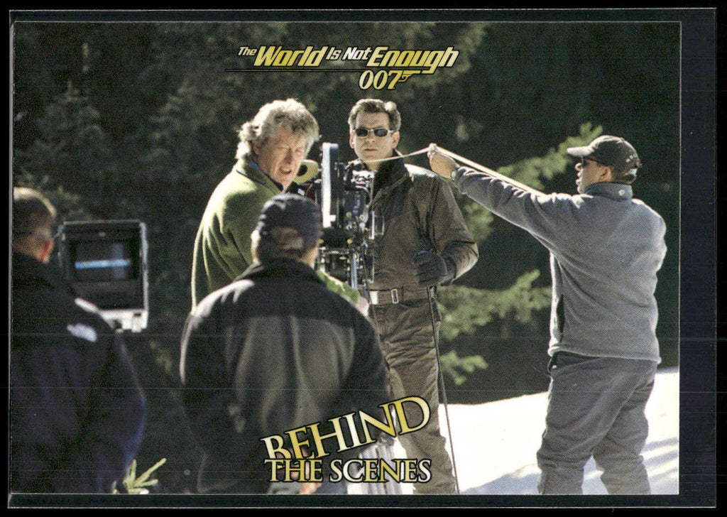 1999 Inkworks James Bond The World Is Not Enough #76 Hitting the Ice