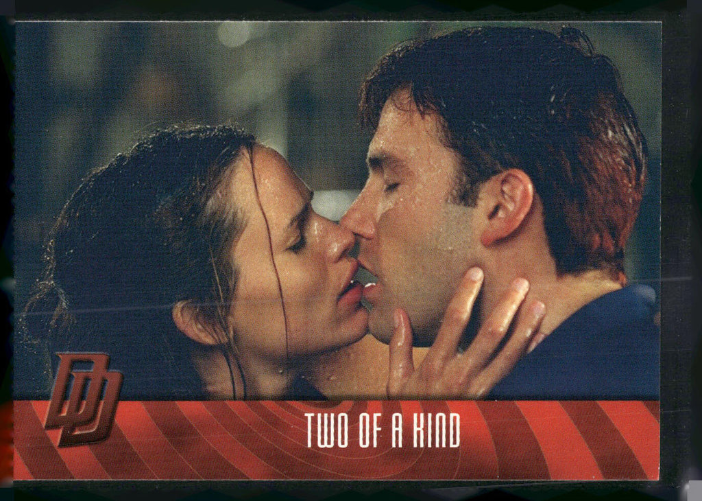 2003 Topps Daredevil #33 Two of a Kind