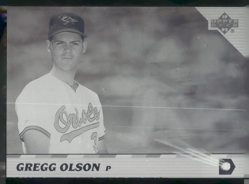 1992 Upper Deck Team MVP Holograms #38 Gregg Olson