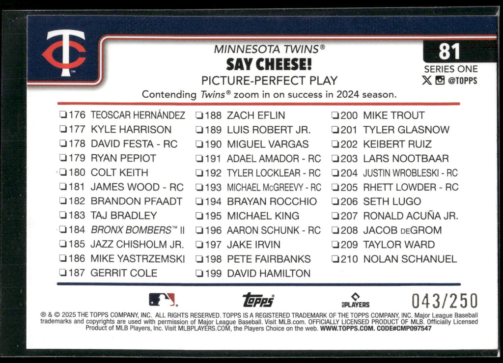 2025 Topps #81 Say Cheese! Picture-Perfect Play Purple Holo Foil #/250