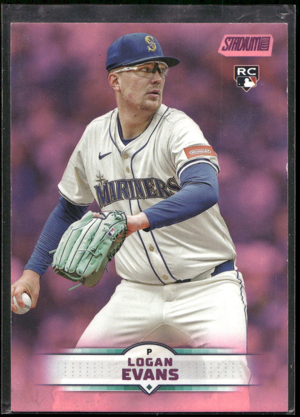 2025 Stadium Club #52 Logan Evans Pink Foil