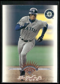 1997 Leaf #204 Ken Griffey Jr.