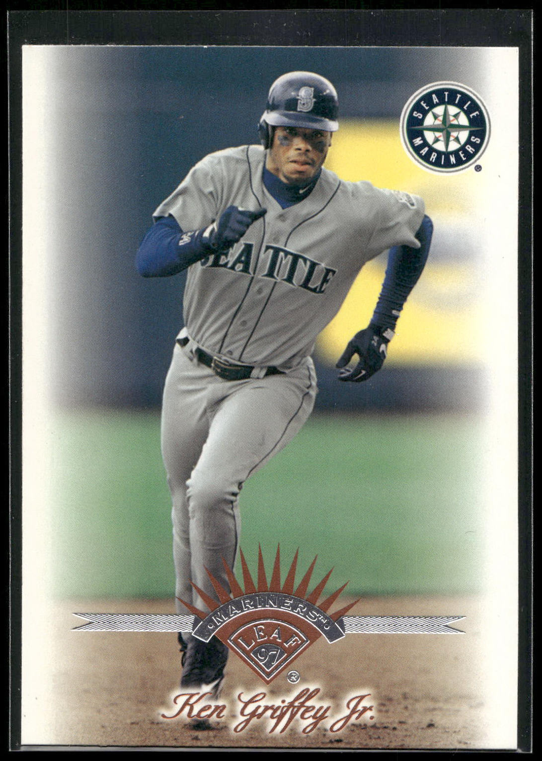 1997 Leaf #204 Ken Griffey Jr.