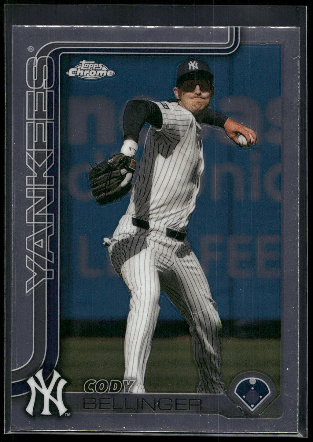 2025 Topps Chrome #83 Cody Bellinger