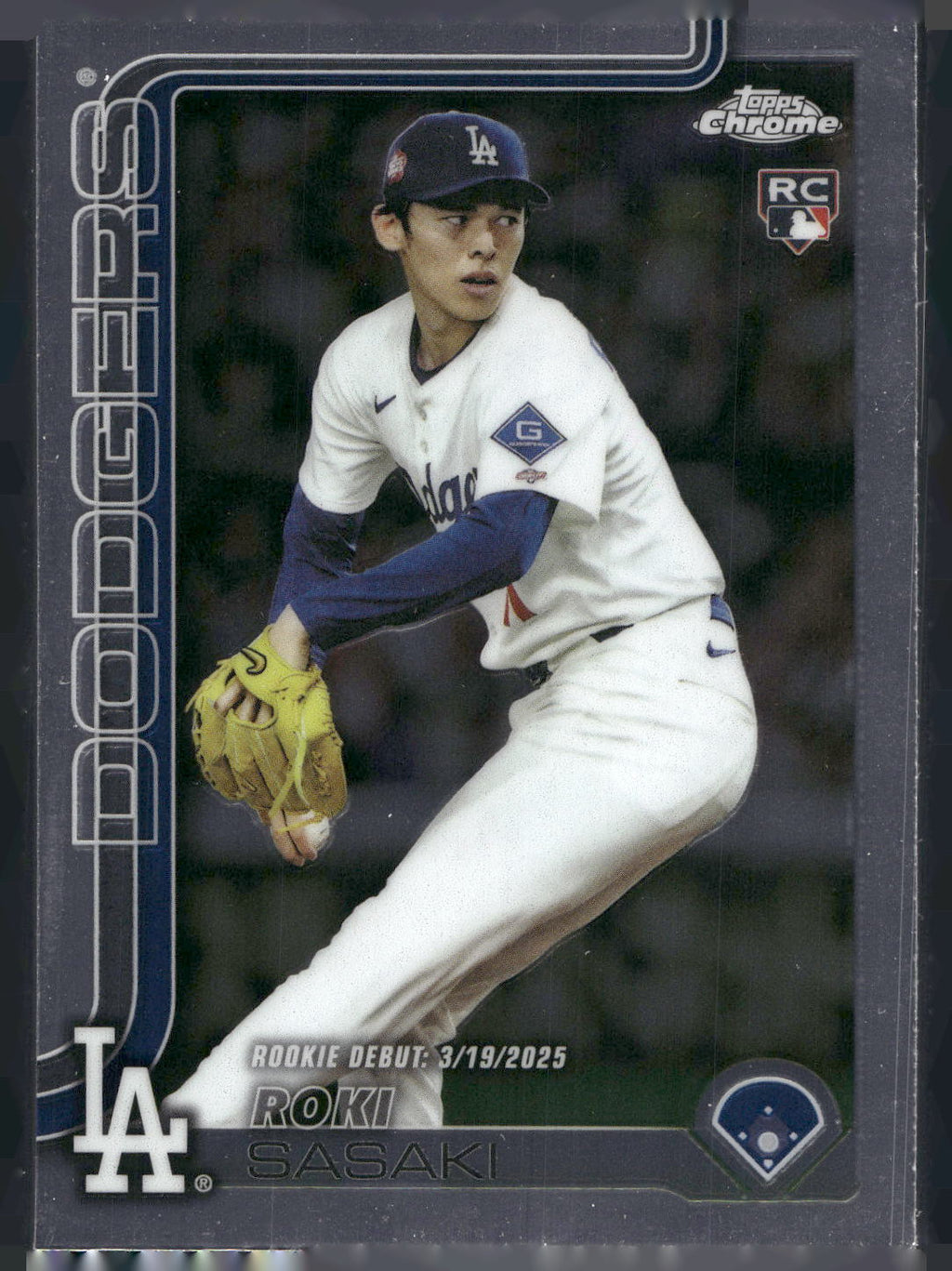 2025 Topps Chrome Update #USC73 Roki Sasaki RayWave Refractor