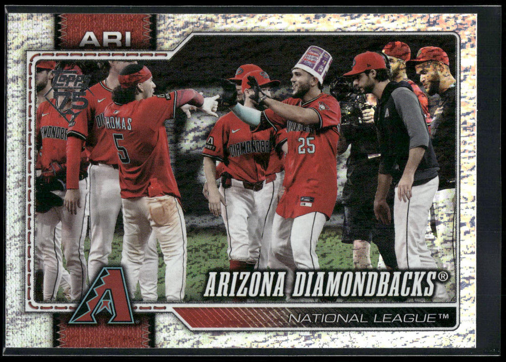 2026 Topps #47 Arizona Diamondbacks Sandglitter