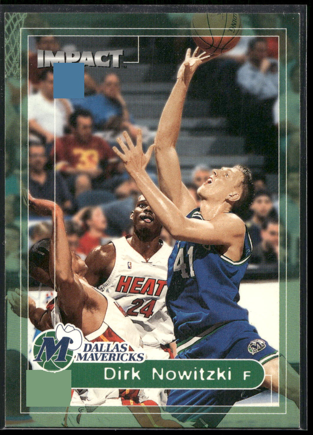1999-00 SkyBox Impact #84 Dirk Nowitzki
