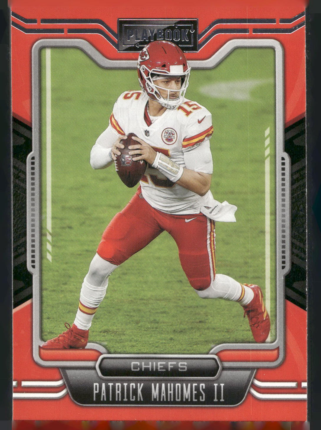 2021 Panini Playbook #48 Patrick Mahomes II