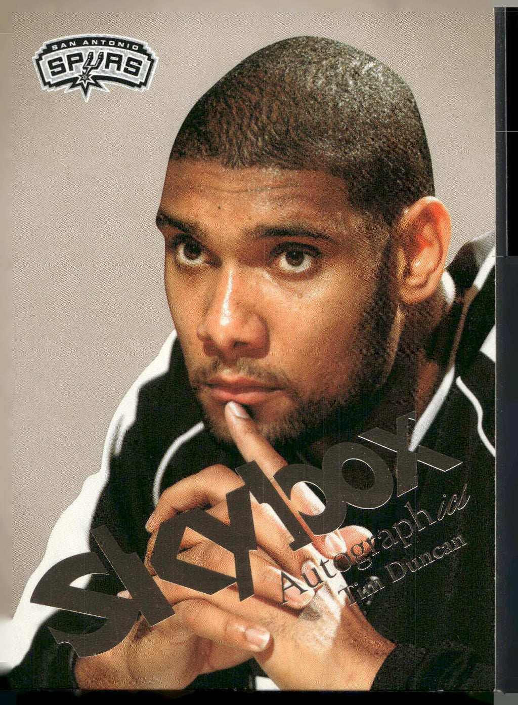 2003-04 SkyBox Autographics #43 Tim Duncan