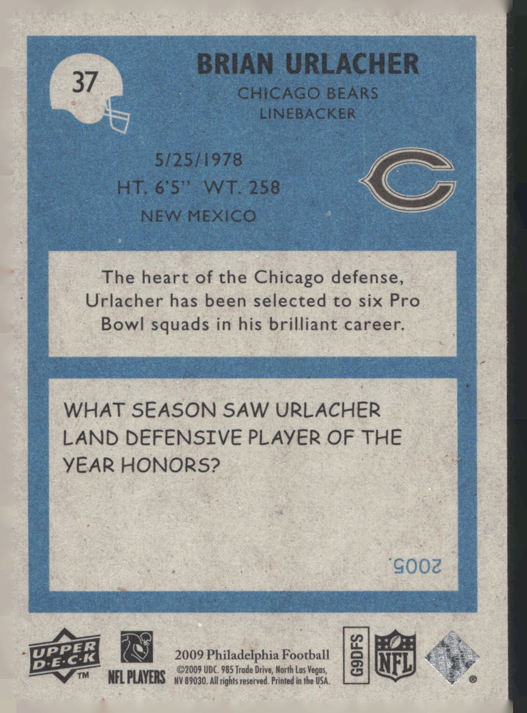 2009 Philadelphia #37 Brian Urlacher