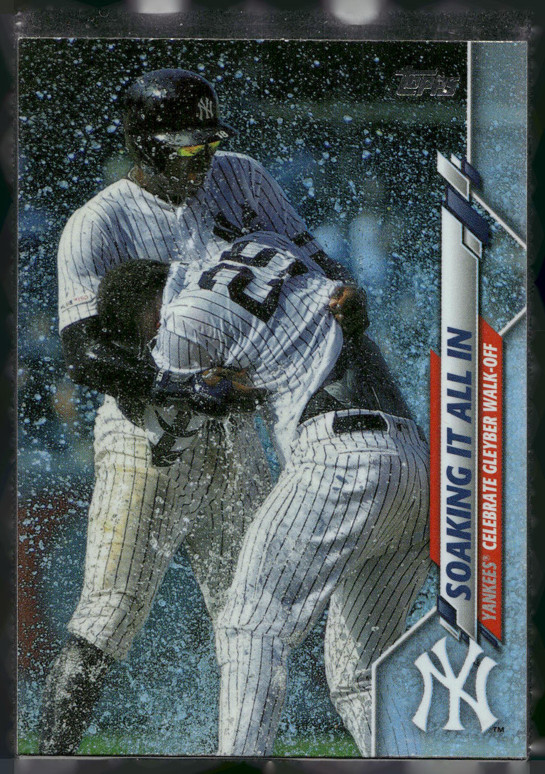2020 Topps #157 Soaking It All In Rainbow Foil