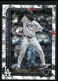 2025 Topps #176 Teoscar Hernández Diamante Foil