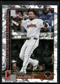 2025 Topps #77 José Ramírez Diamante Foil