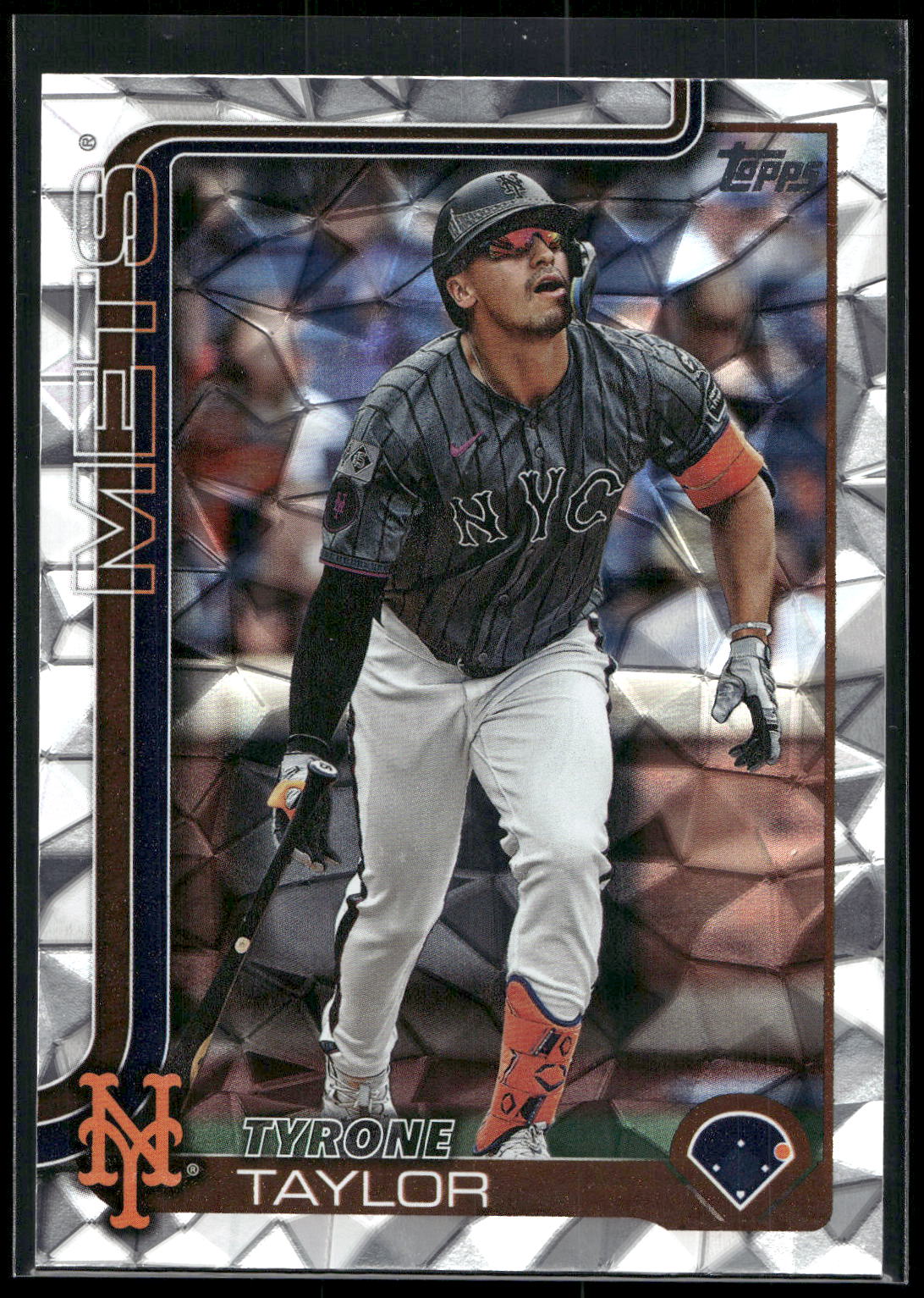 2025 Topps #225 Tyrone Taylor Diamante Foil