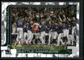 2025 Topps #96 Seattle Mariners Diamante Foil