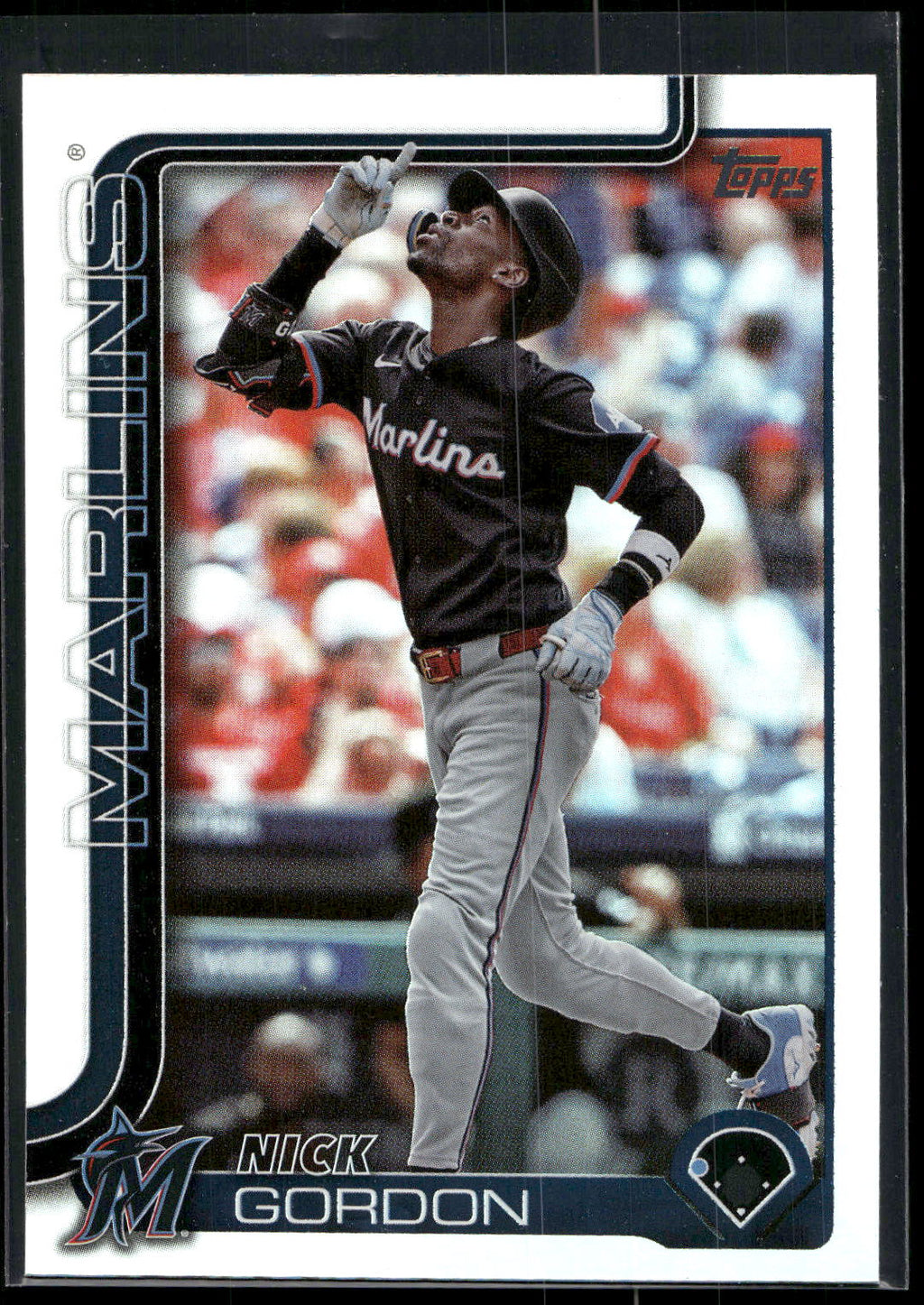 2025 Topps #57 Nick Gordon Rainbow Foil
