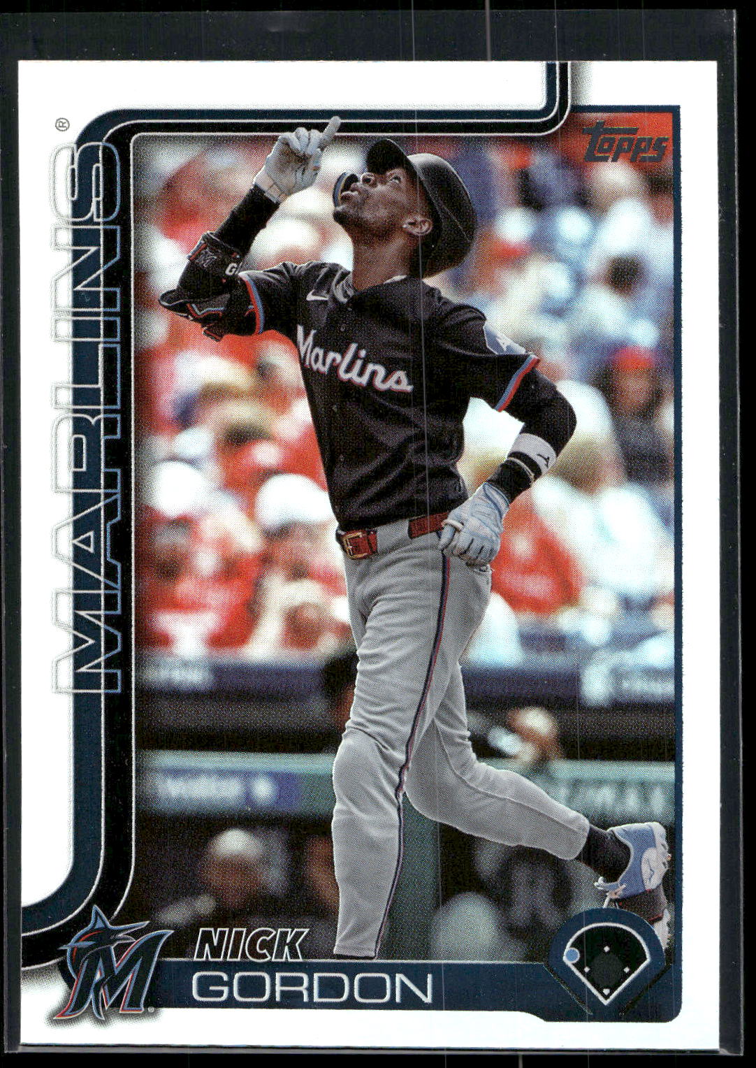 2025 Topps #57 Nick Gordon Rainbow Foil