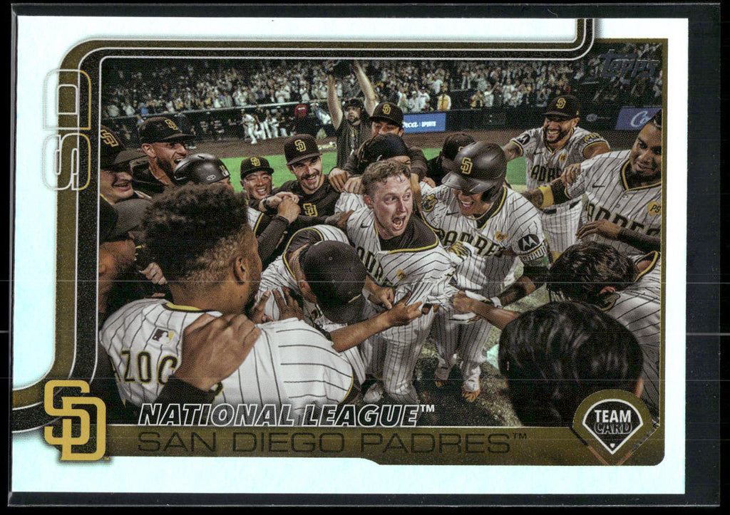 2025 Topps #39 San Diego Padres Rainbow Foil