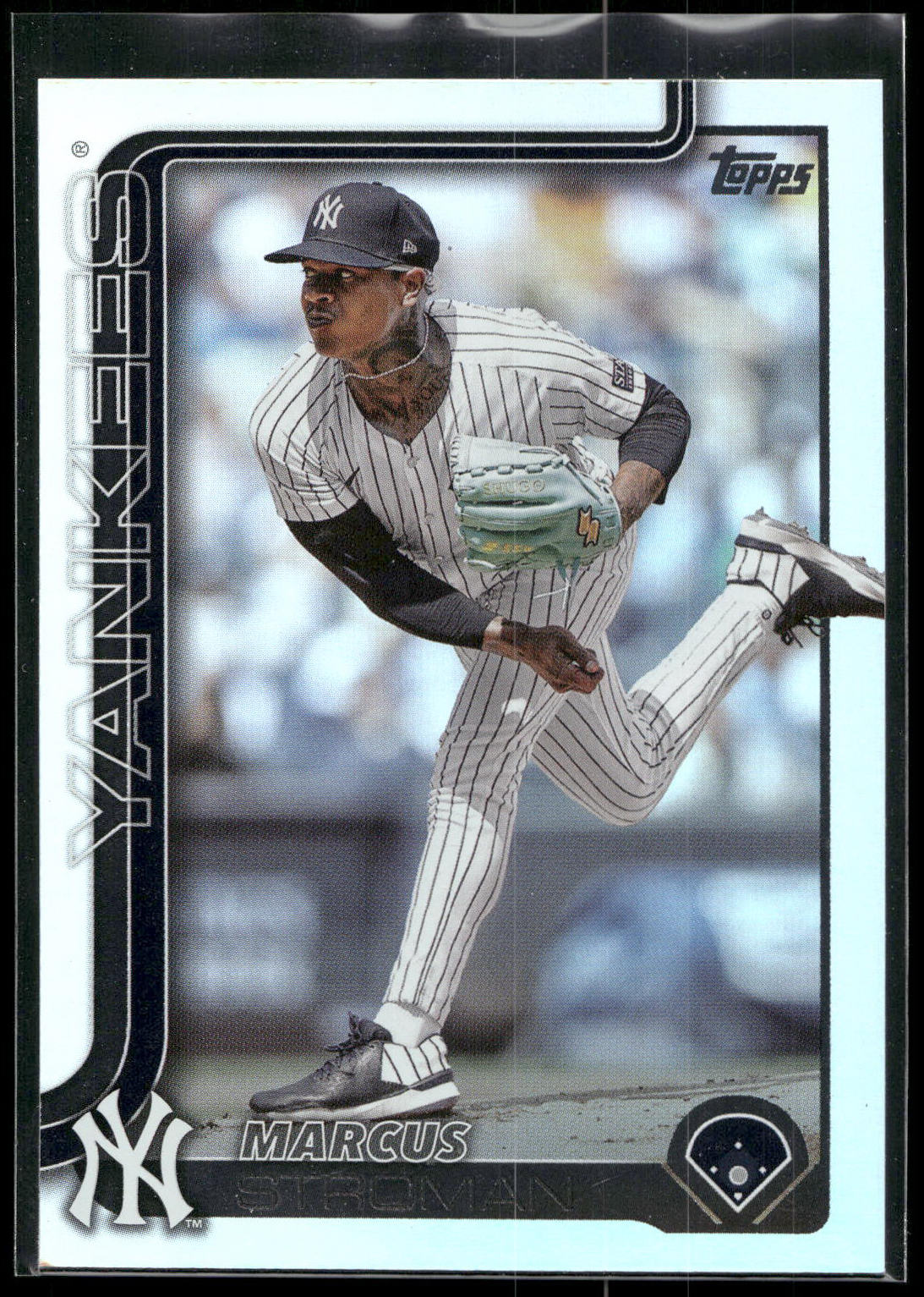 2025 Topps #268 Marcus Stroman Rainbow Foil