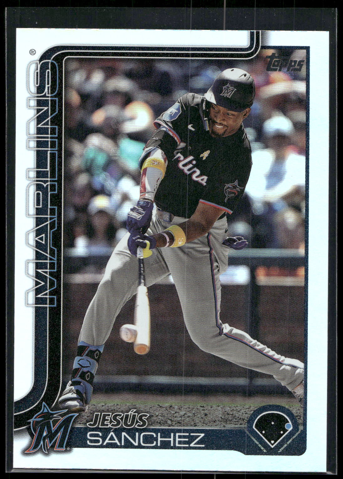 2025 Topps #157 Jesús Sánchez Rainbow Foil