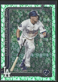 2025 Topps #214 Tommy Edman Holiday