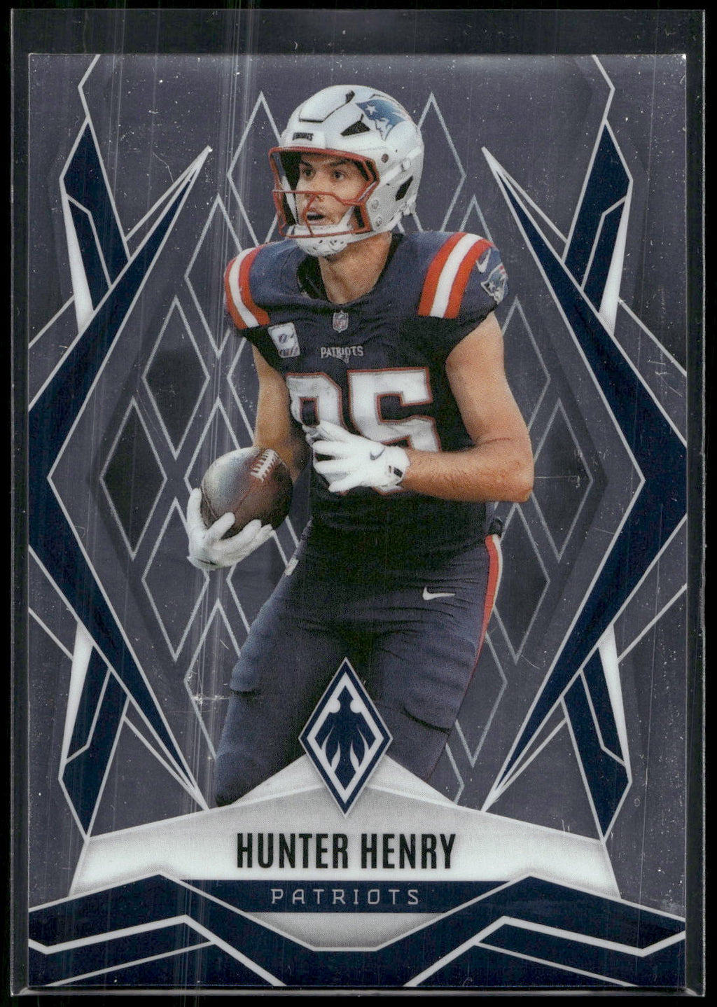 2025 Panini Phoenix #97 Hunter Henry