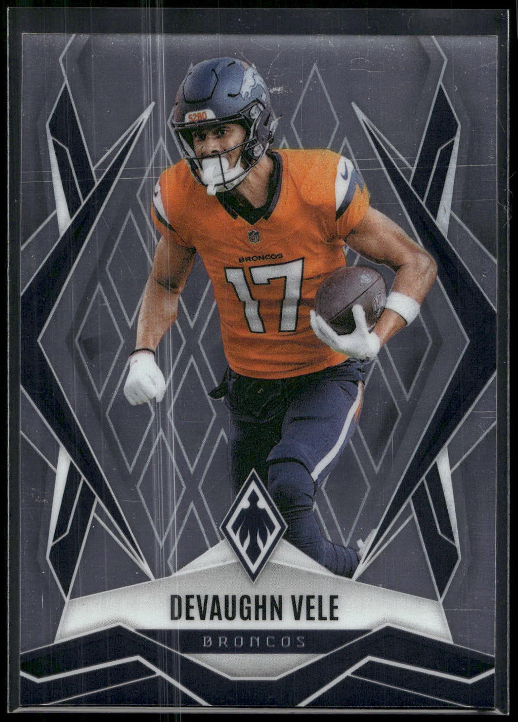 2025 Panini Phoenix #14 Devaughn Vele