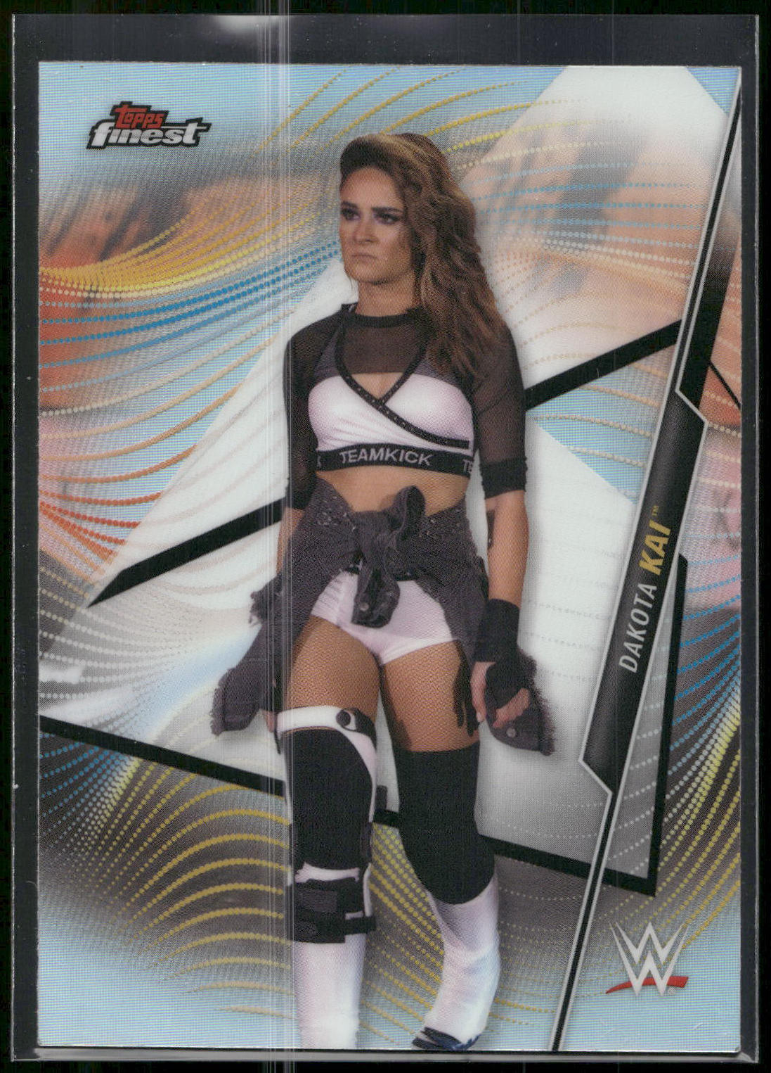 2020 Topps WWE Finest #76 Dakota Kai Refractor