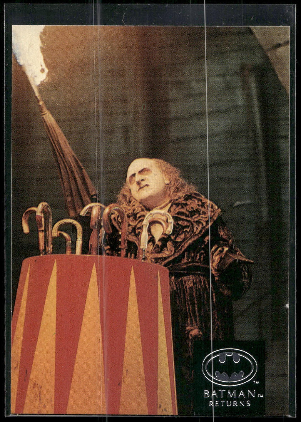 1992 Stadium Club Batman Returns #27 differences between Danny DeVito